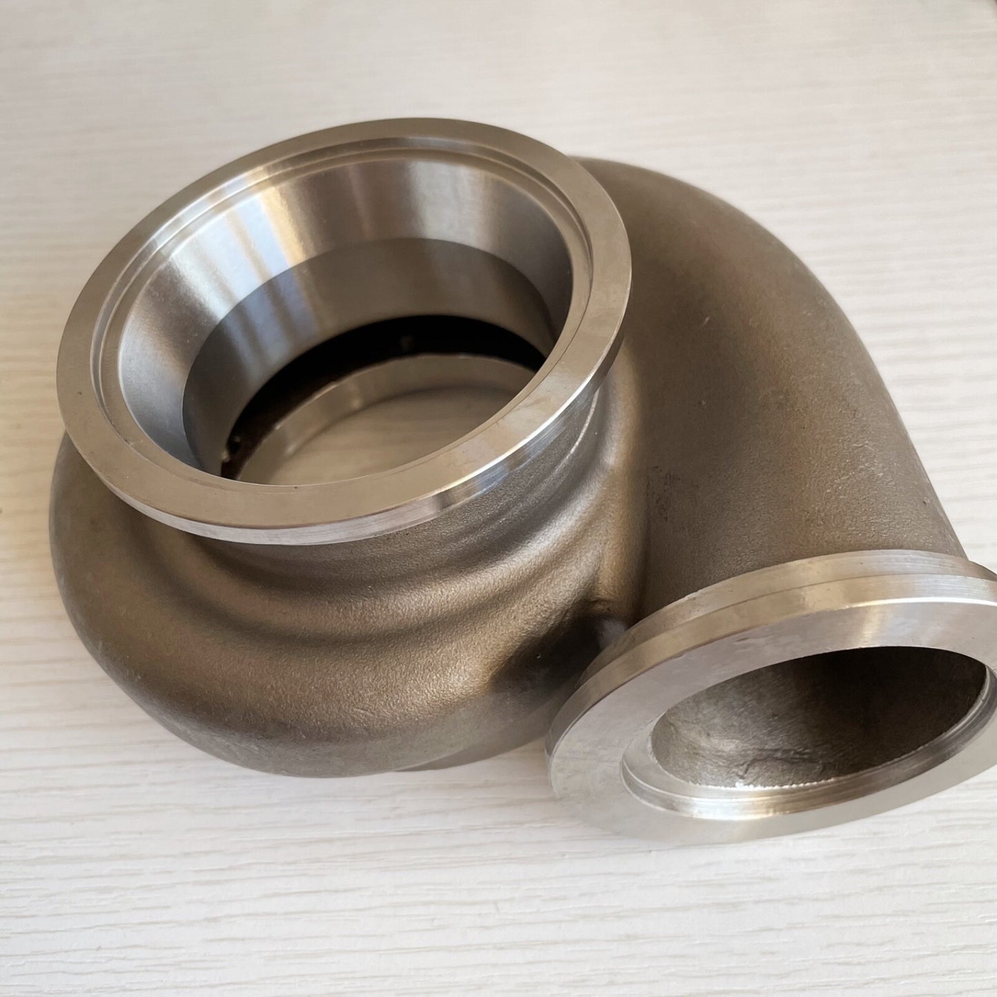 GT3582R 2V-BAND A/R .82 Double Ball Bearing Turbine Housing 62.3/82 mm