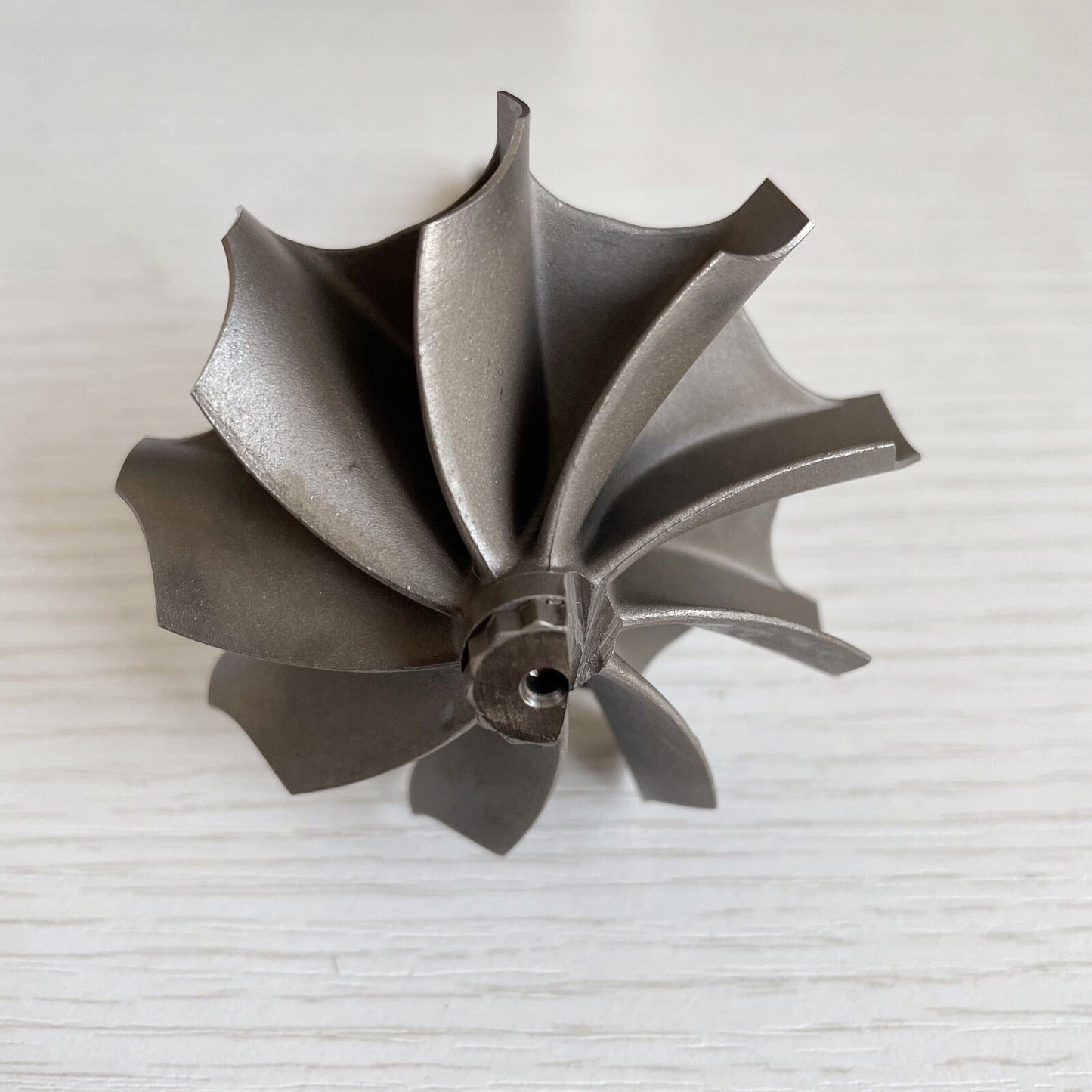 TD06HR 58.8/67.2 mm 9-blade turbine wheel/turbine shaft and wheel/turbine wheel