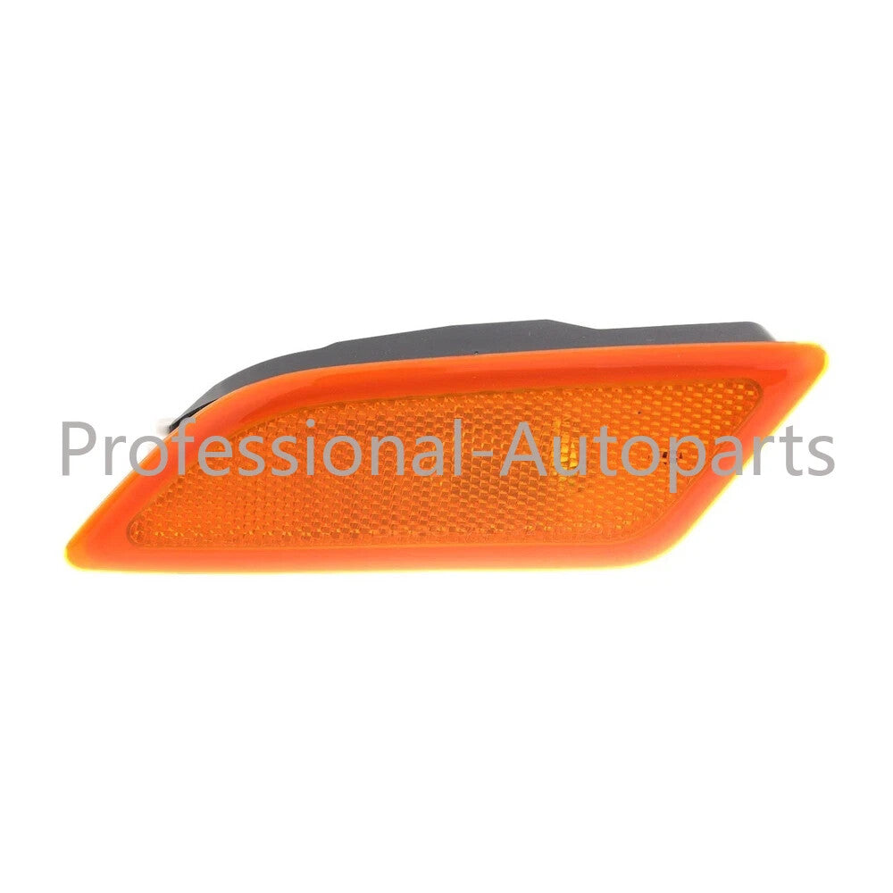 1 pair of front left and right bumper marker lights suitable for Mercedes C250 C300 C350 12-14