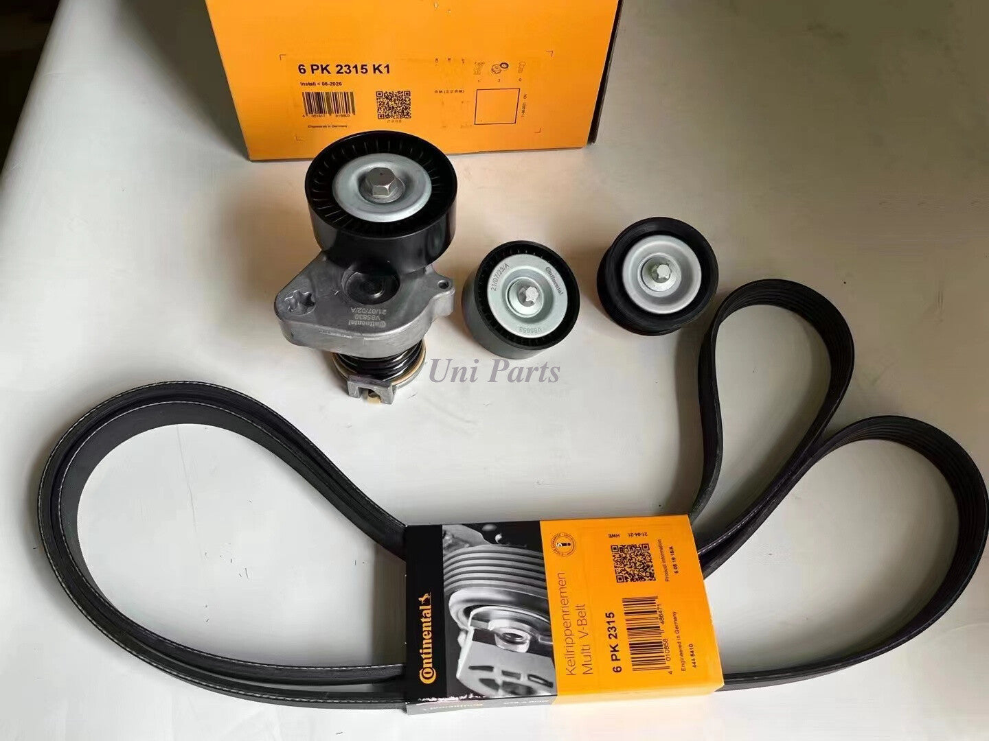 Belt tensioner kit for Mercedes M271, C250, SLK250, and A2712000470.