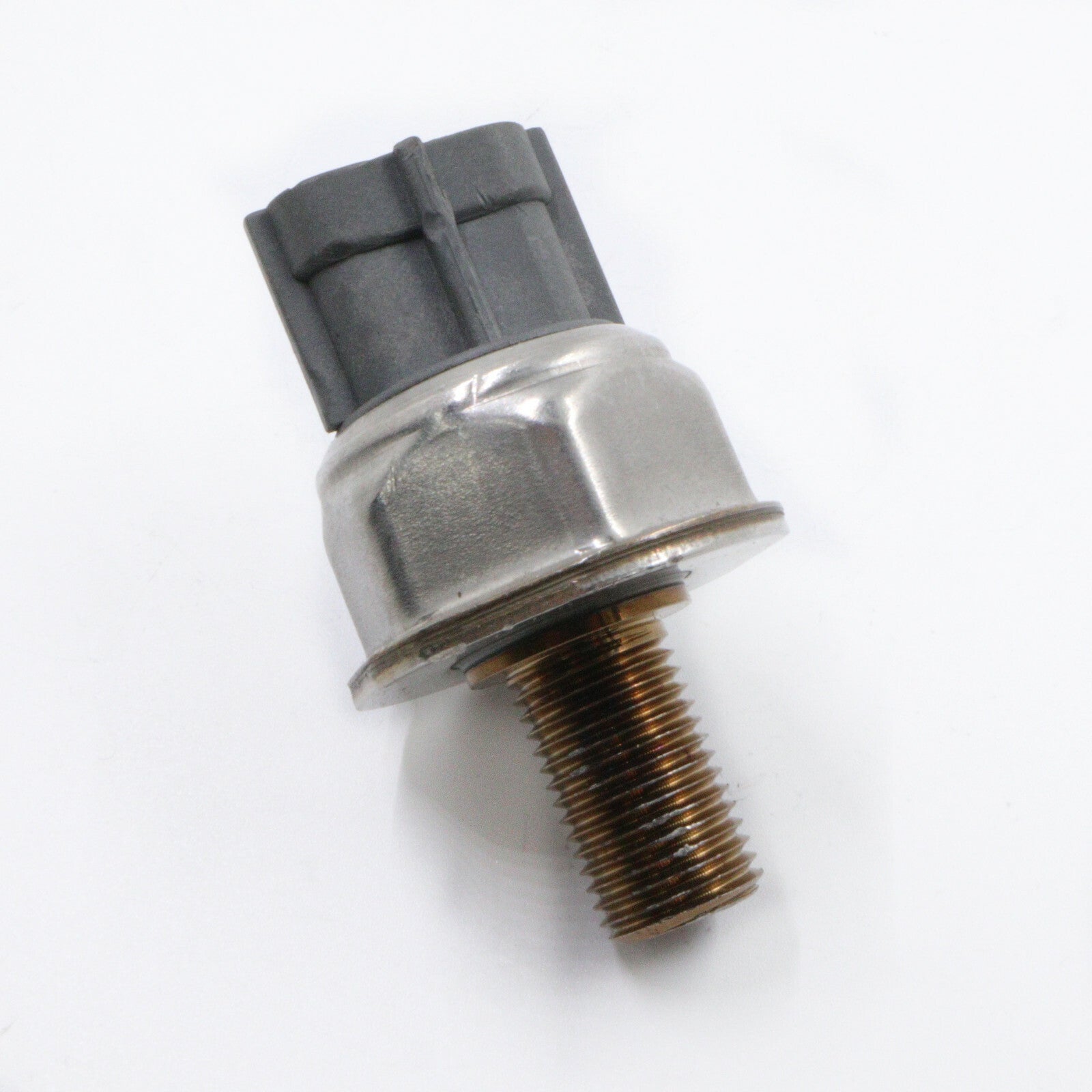 new 95PP2-2/95PP22 fuel pressure sensor for NISSAN 16638-4BB0A
