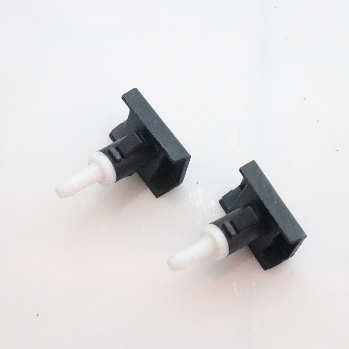 289329N00A for NISSAN Maxima Windshield Wiper Washer-Nozzle Spray Jet 2 PCS