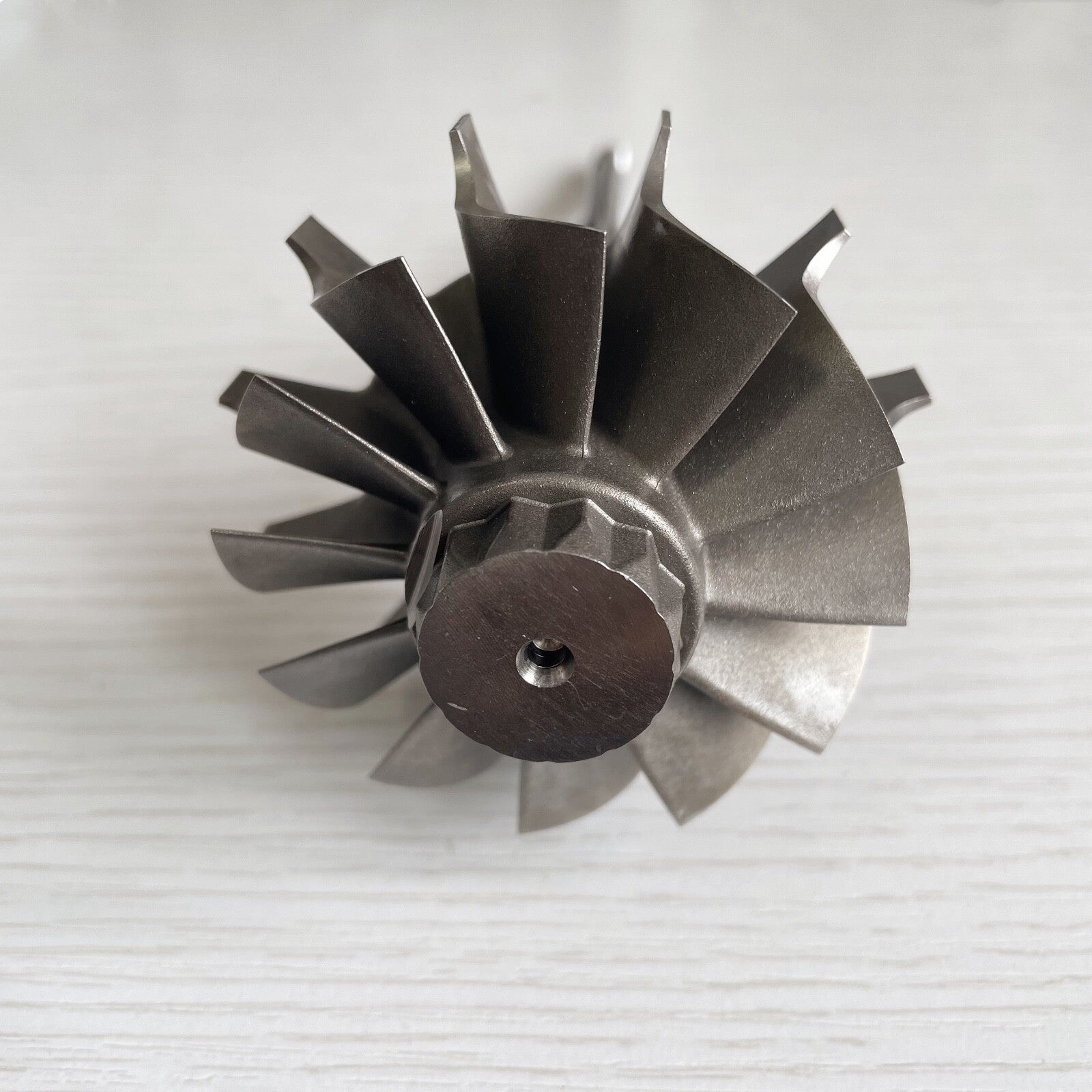 HE300V 60X70mm 12-blade dual-piston ring turbine shaft/turbine wheel