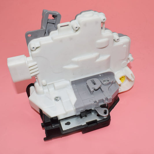 Door Lock Latch Actuator Front Left for VW for Passat B6 for AUDI for A4 for A5 Q5 Q7 8J1837015A