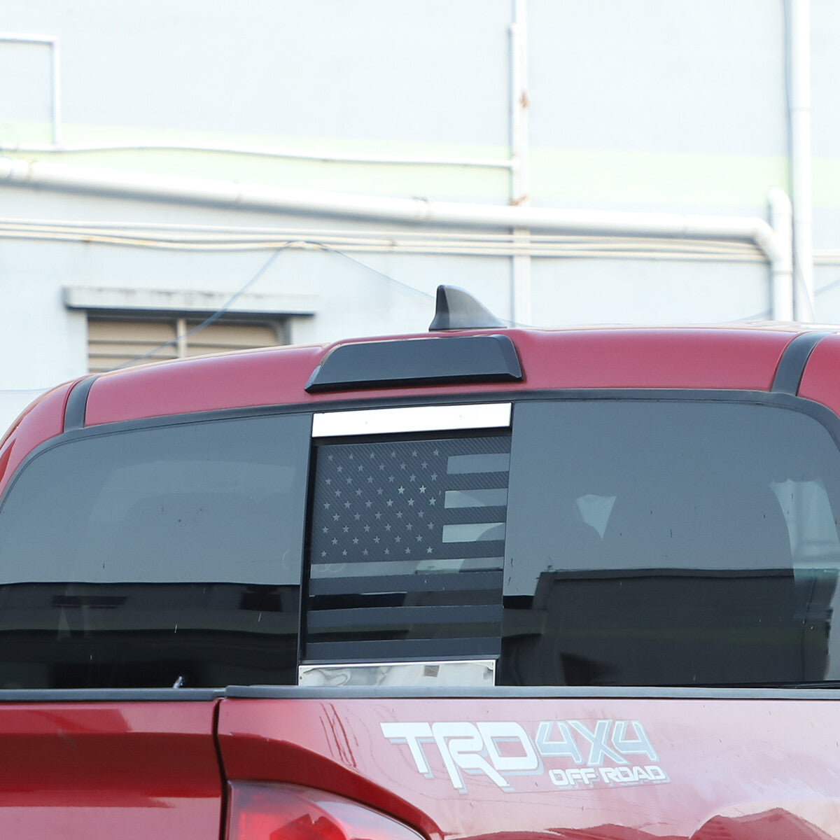 Rear taillight shading lens and taillight smoker for Corvette C7 2014-2019