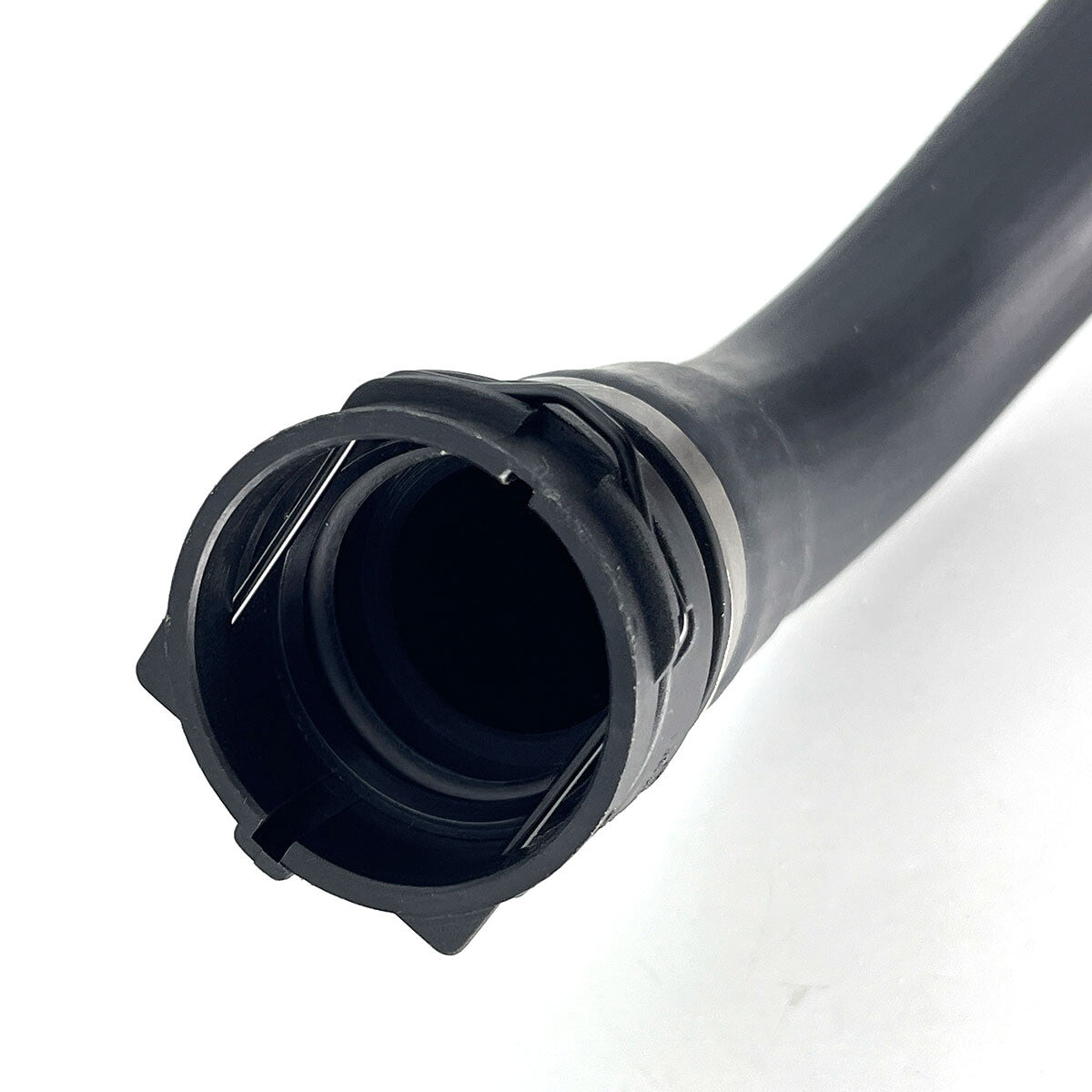 Upper Radiator Coolant Hose for BMW F22 F23 F30 F31 F32 F33 F34 N20 17127596837