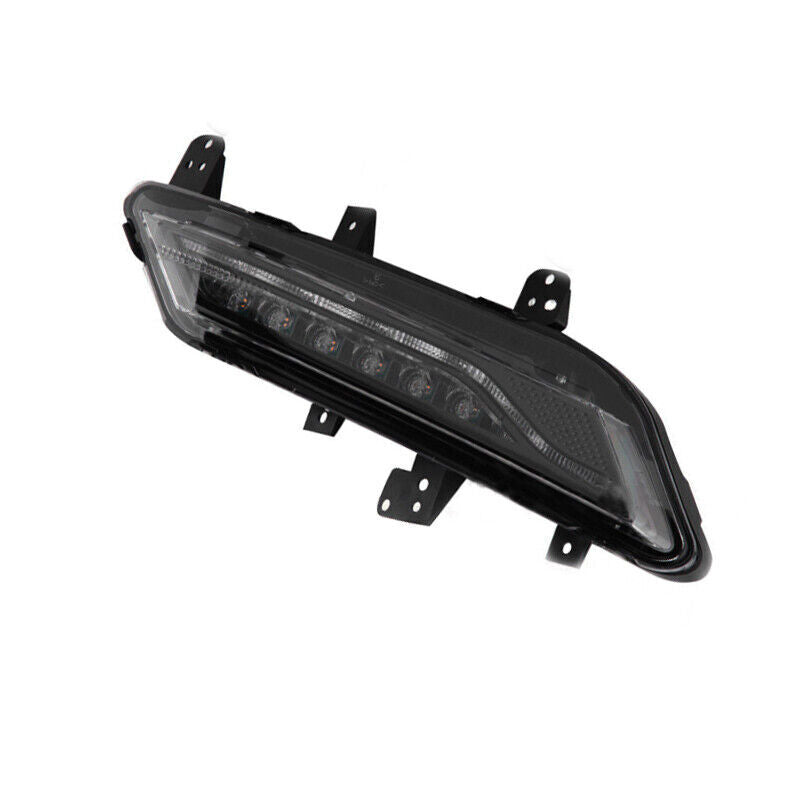 Applicable to 2013-2016 for Lincoln MKZ LED front fog lights with turn signals on the right side.