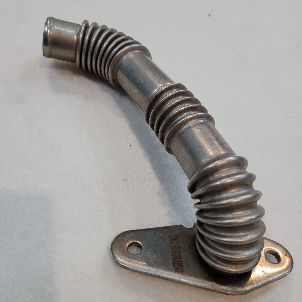 Engine Breather Vent Tube for Audi A4 B7 06-06