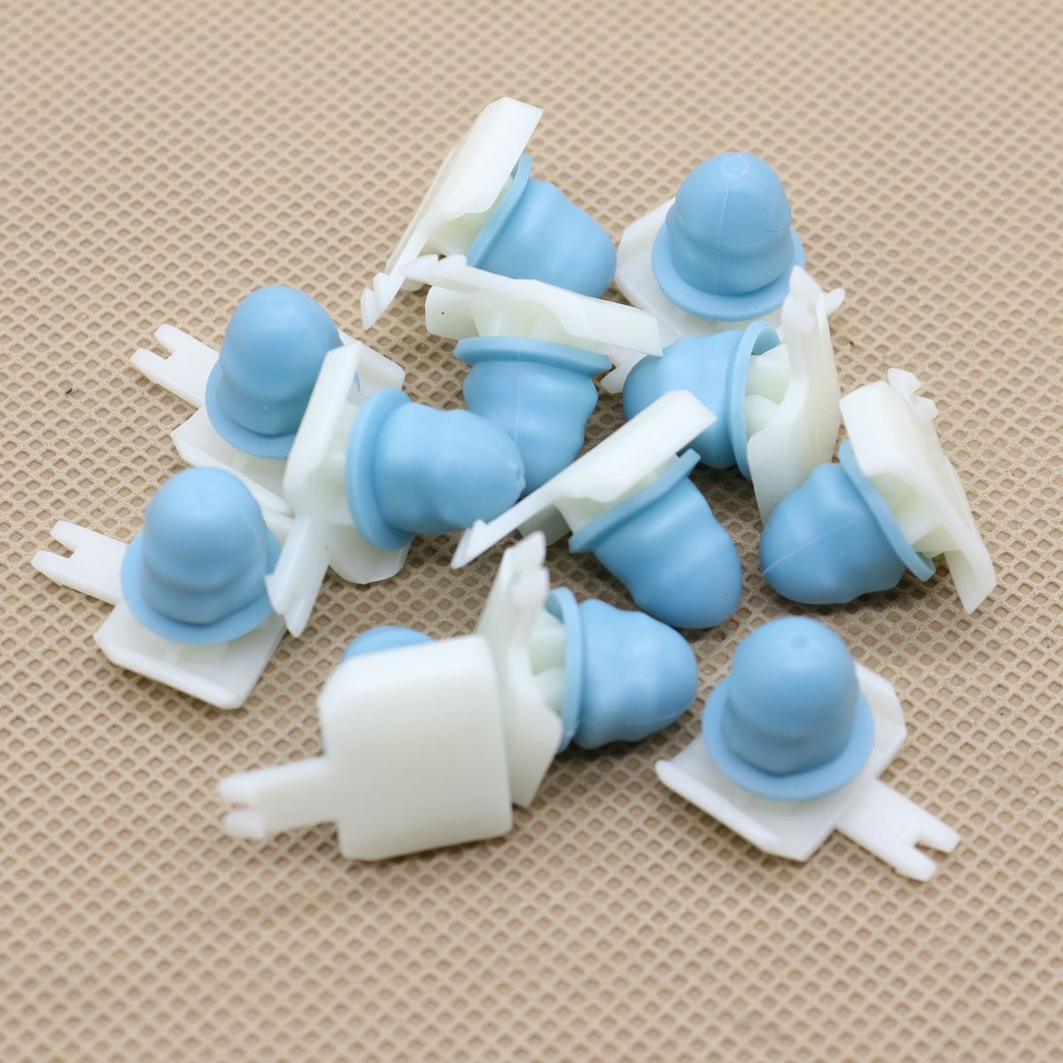 15X for VW for Passat 3B0-853-575 Moulding Clip Nylon Retainer