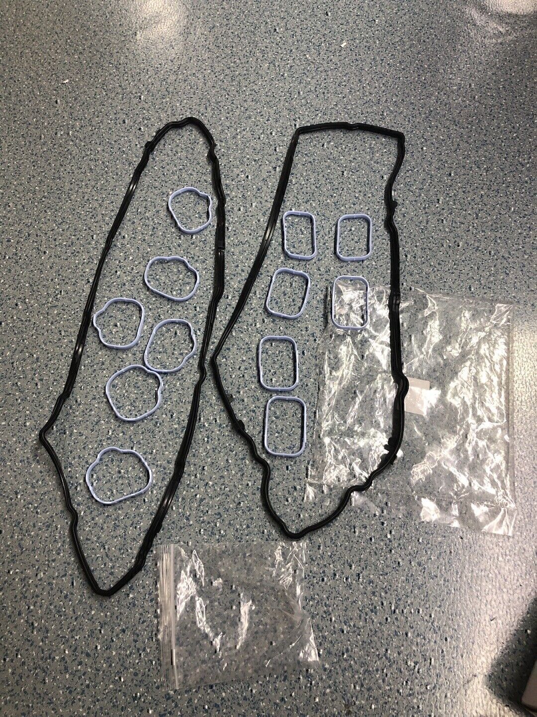 05184595AE Valve Cover Gasket Kit For 2011-2016 3.6L for Chrysler for Dodge for Jeep for Ram