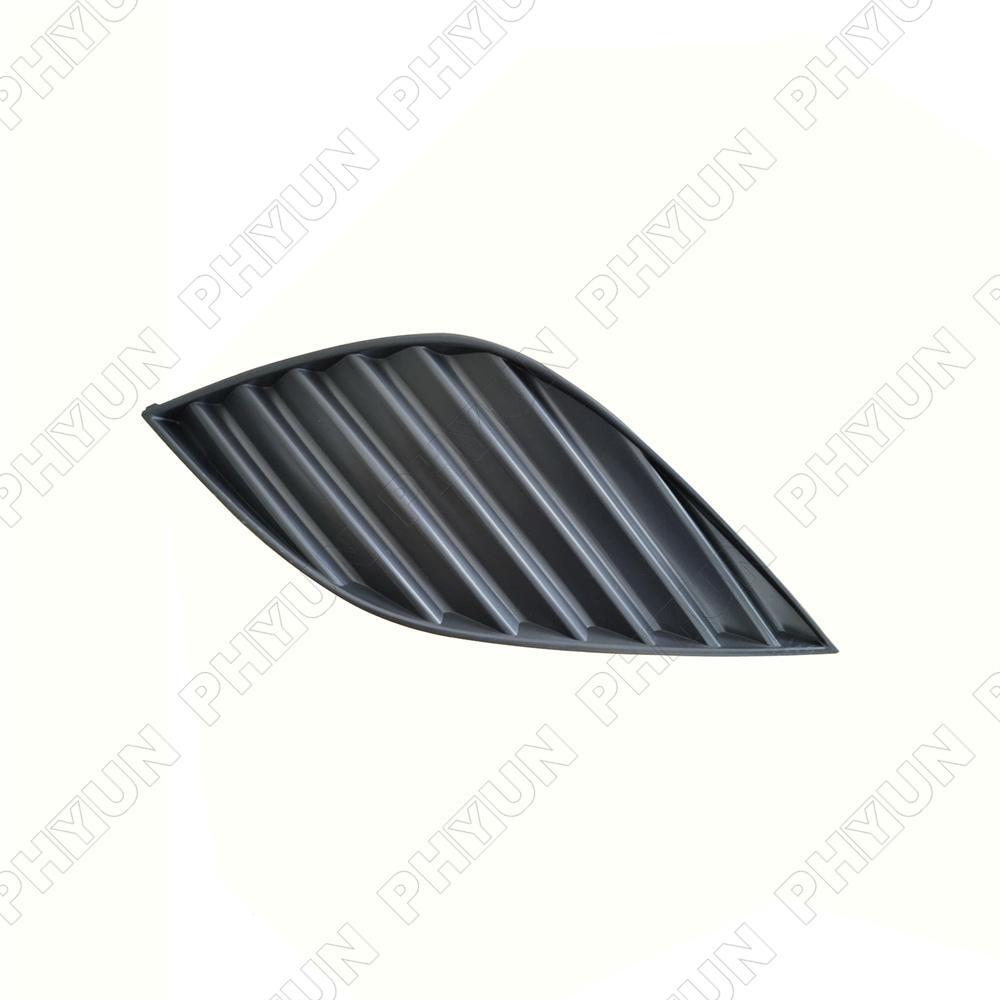 For 2018-2020 for Toyota for Camry SE XSE Right Side Front Bumper Fog Light Cover Black