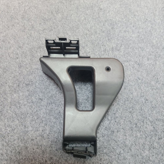 The rear right bumper bracket is suitable for Smart Fortwo 451 07-14
