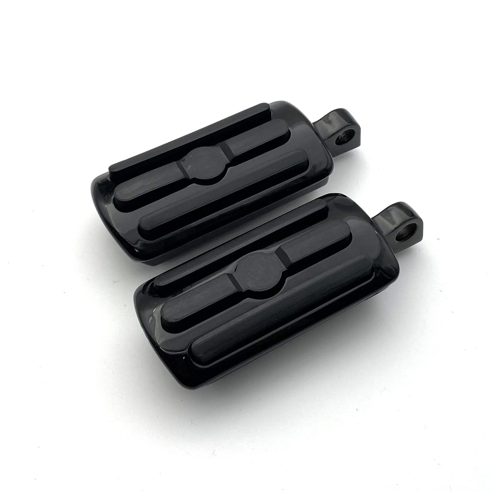 Male Mount Foot Pegs Footrest for Harley Davidson Iron Touring Custom Dyna Softail