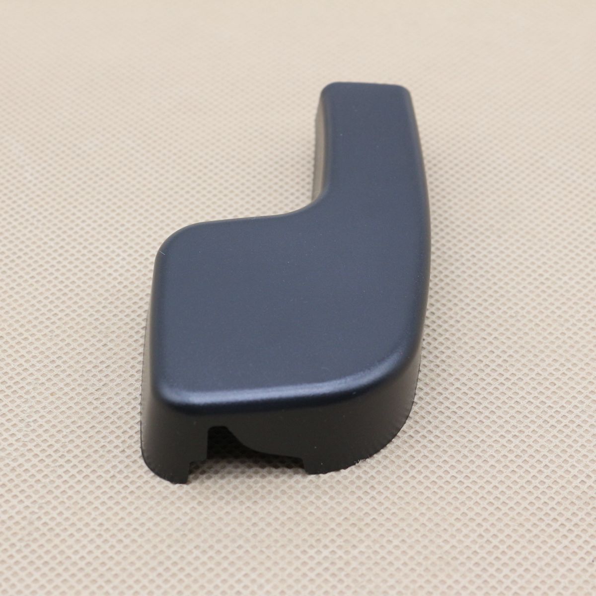 1-piece windshield wiper arm cap clip holder for BMW E90 E91 E92 E93