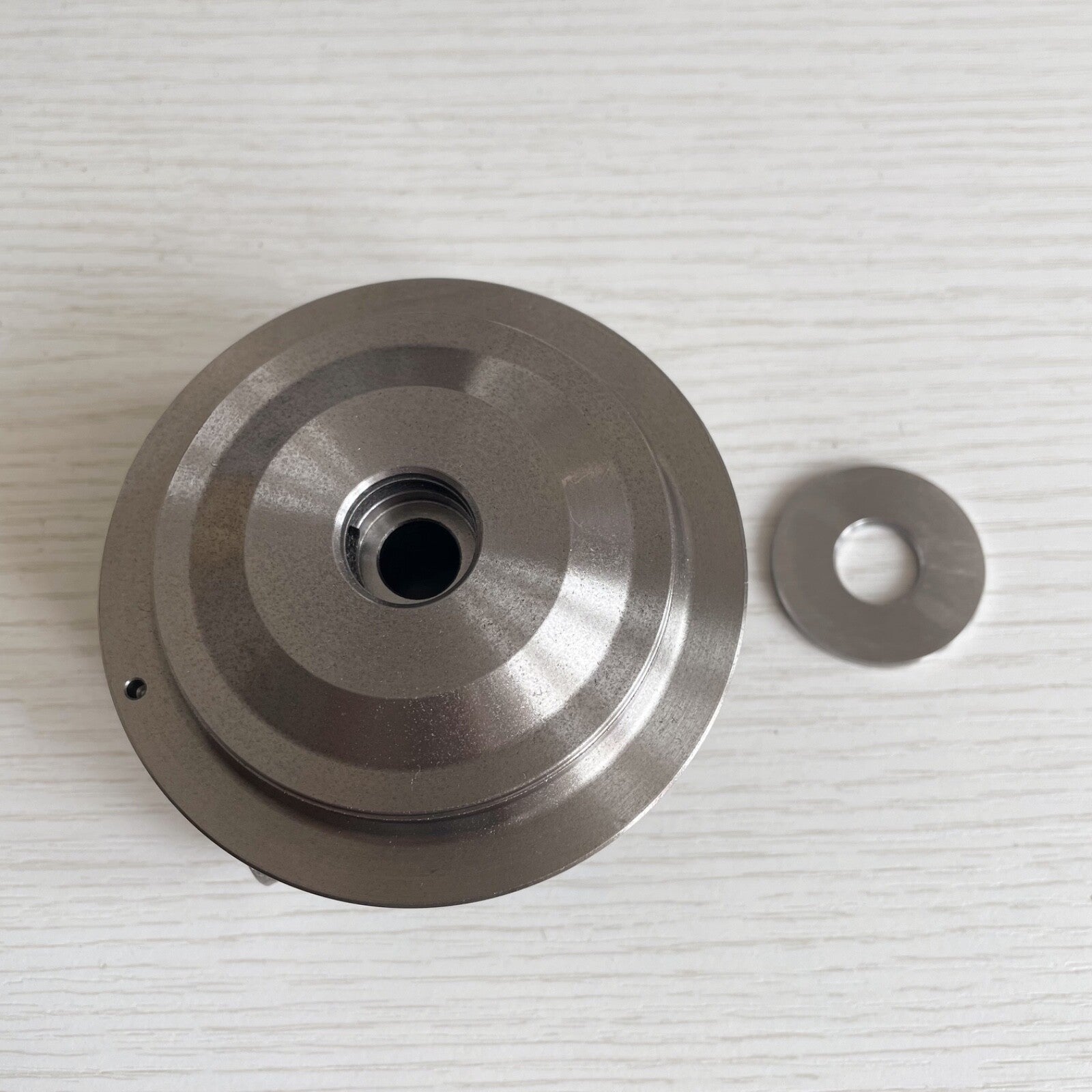 RHF5HB VF34 VF36 14411-AA321 VA660060 Ball bearing housing