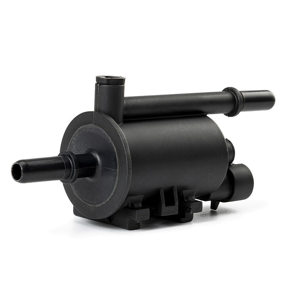 Vacuum tank purge valve for Chevrolet for Corvette 1997-2004 and for GMC Envoy 2002-2004.