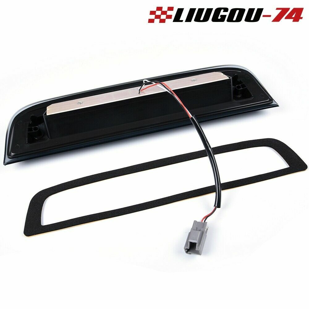 Suitable for 14-18 year old for Chevrolet Silverado for GMC for Sierra LED third brake light, black/smoked.