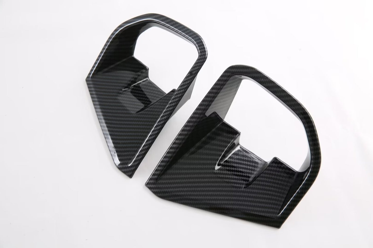 For 2023 for Ford Everest Trend Auto Accessories Rear Bumper Fog Light Lamp Cover