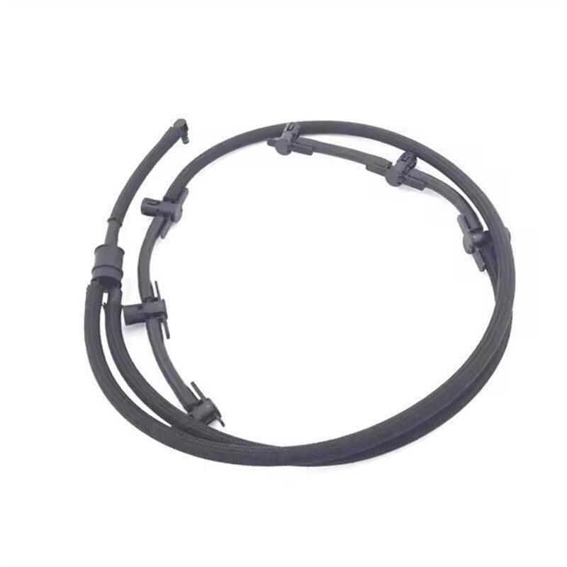 Fuel overflow hose suitable for Audi A4, Allroad, Avant, A5, A6, and for Volkswagen Touareg. (07-18 05930218AM)
