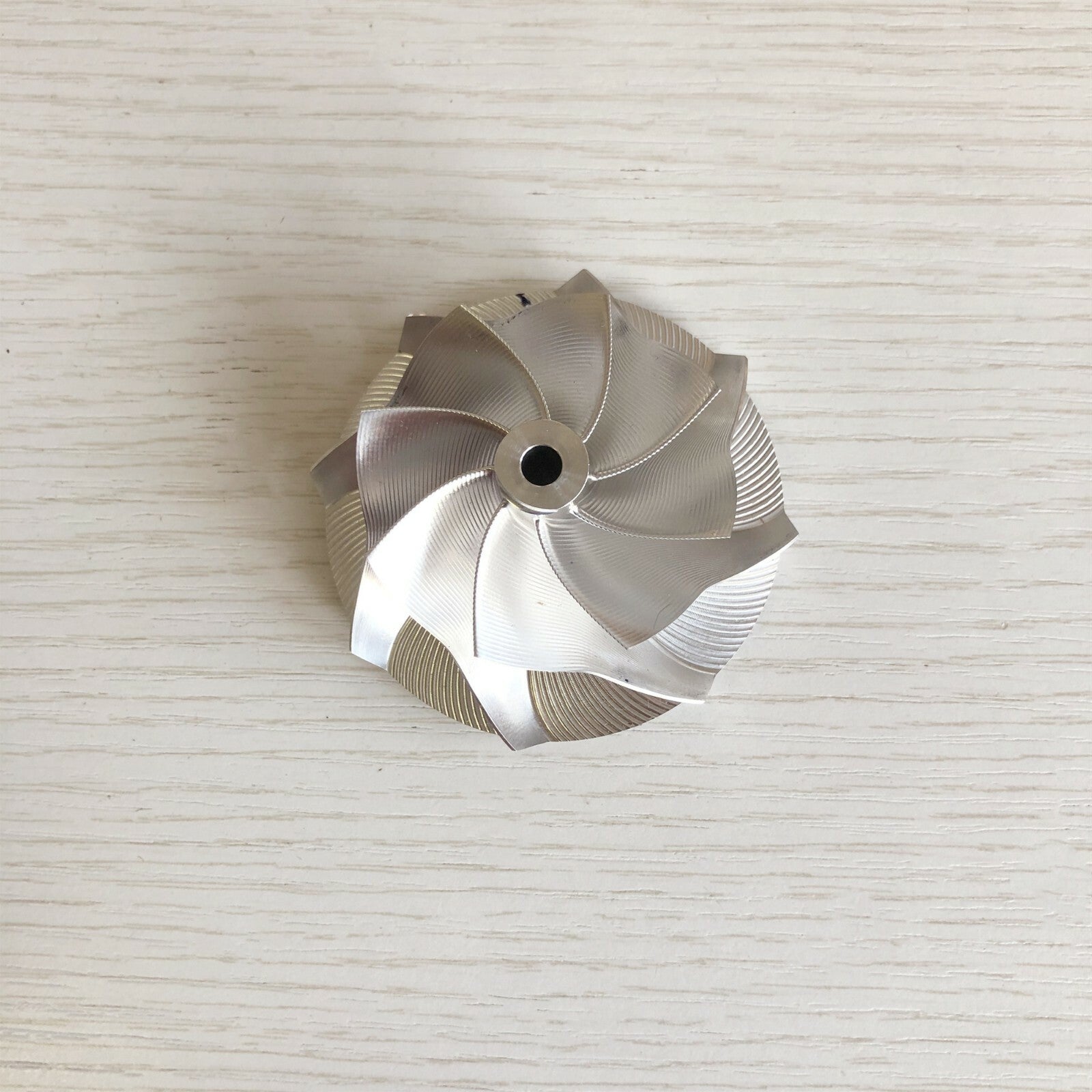 GT15-25 49.70/67.40 mm 8+0 insert spot milling, air profile blank compressor wheel