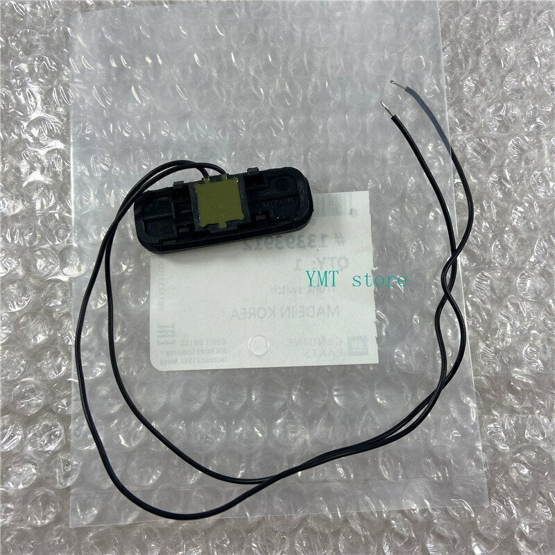 Suitable for 2009-2014 for Chevrolet for Cruze Orlando Tailgate trunk release switch 133939121