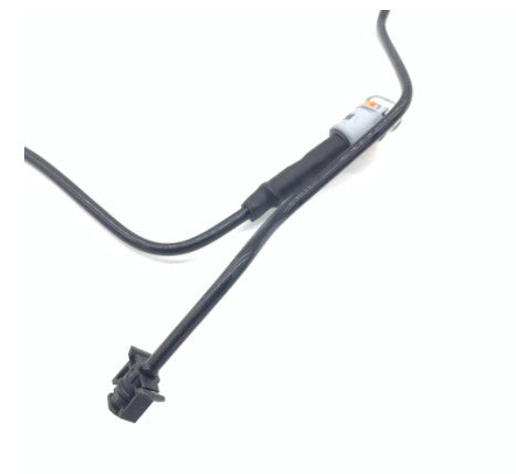 31319053 new cooling ventilation hose suitable for Volvo S60, S80, V70, XC70 2.5L-L5 2007-2012