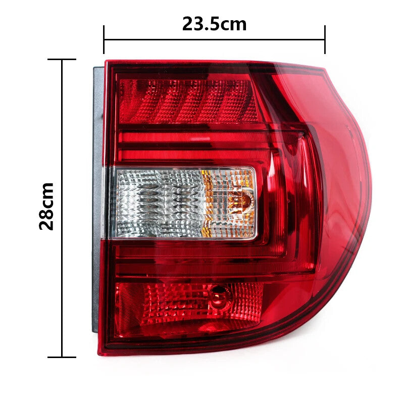 Applicable to for Skoda Yeti 2014 - 2017: Left taillight, bumper light, brake light, turn signal.