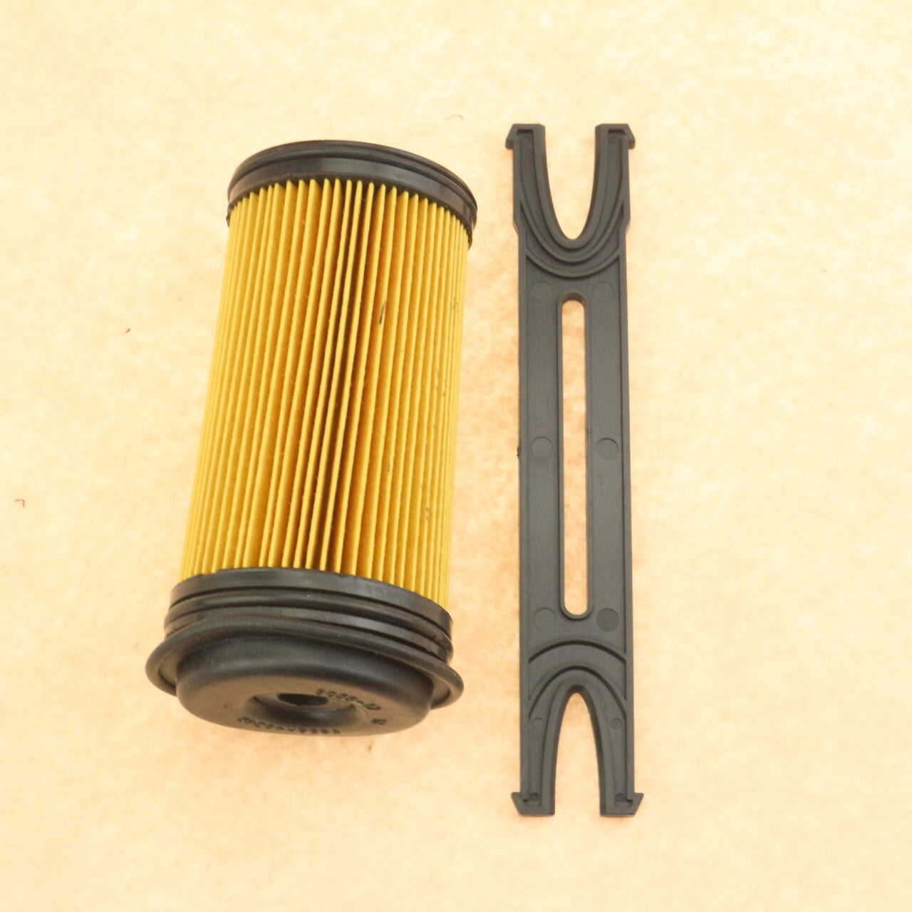 Fit for Volvo DEF Filter Urea Pump Filter Fuel Filter Kit 21516229