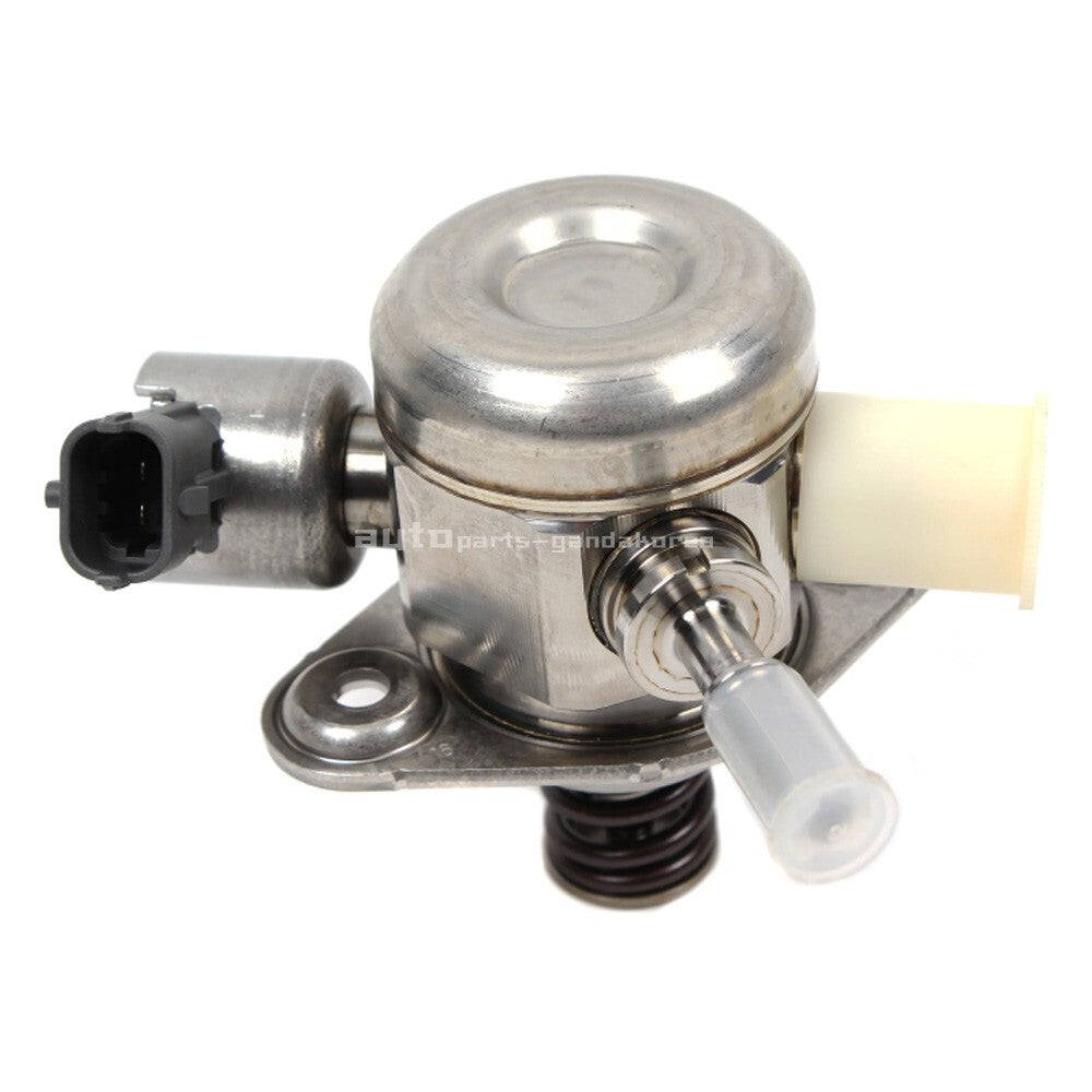 The new high-pressure fuel pump is suitable for 14-18 for Hyundai for Elantra GT for Tucson 35320-2E100