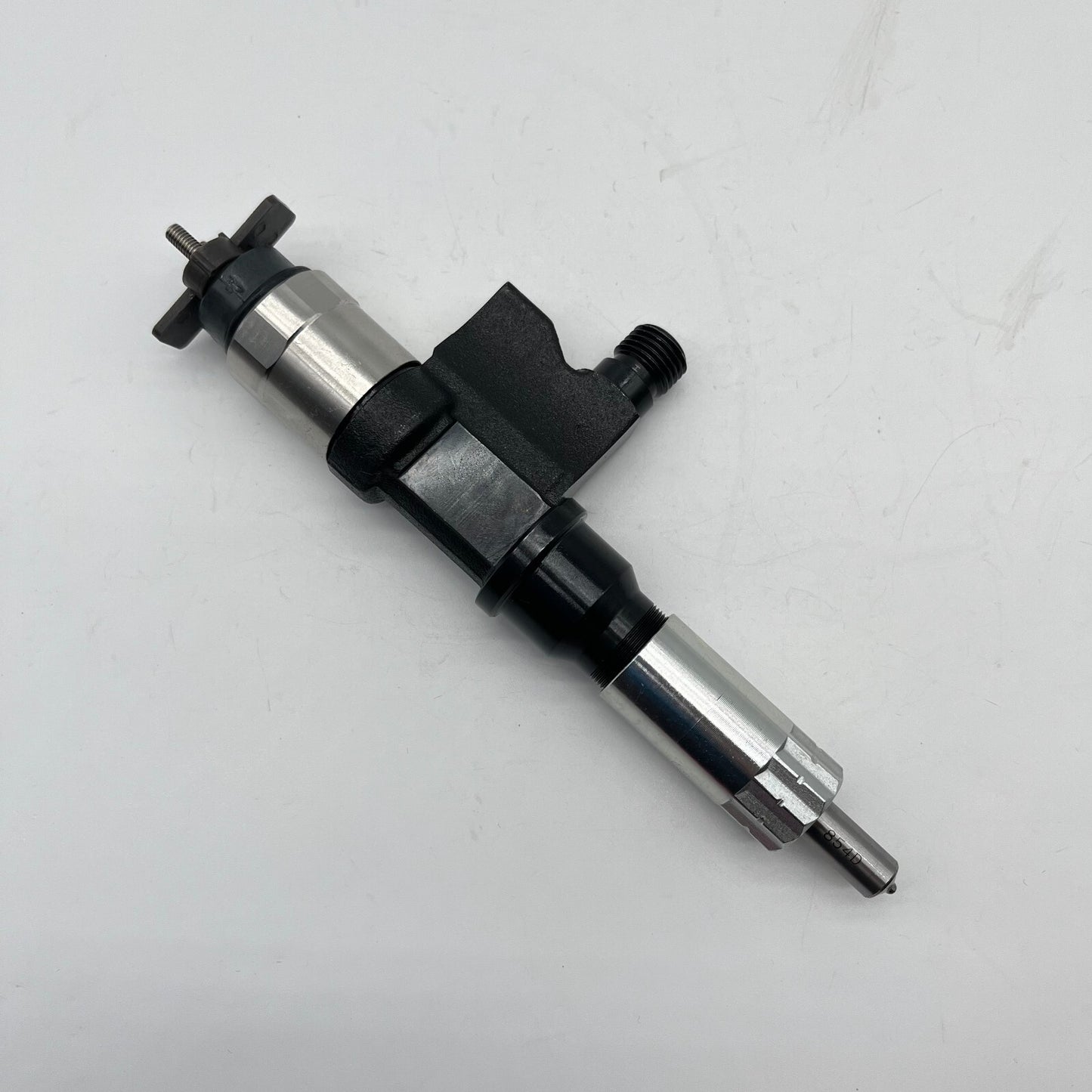 095000-5500 095000-5504 Common Rail Injector for Isuzu 4HL1 6HL1 Engine XYD