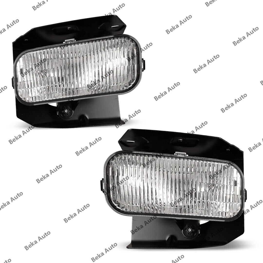 A pair of transparent lens fog lights and front drive lights for Ford F-150 1999-2004.
