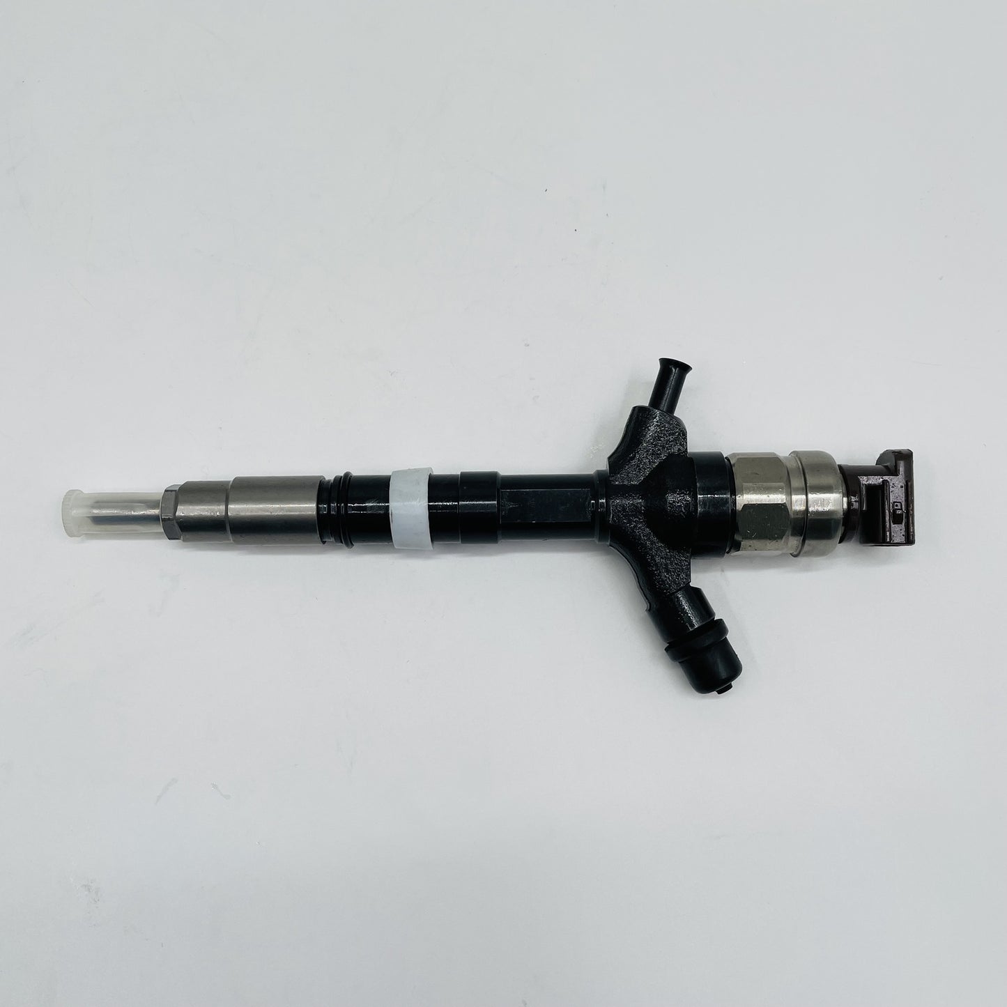 095000-5920 23670-09070 Diesel Fuel Injector Nozzle for Toyota Hilux Hiace