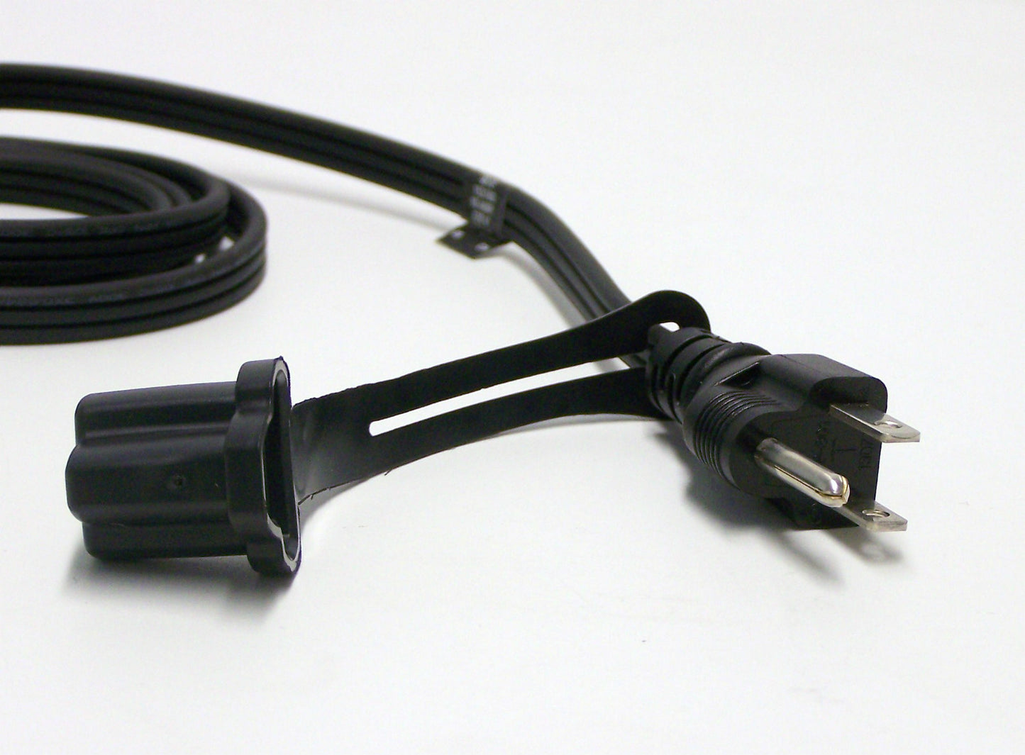 Engine Heater for Kubota V1702, V1703, V1902, V1903, V2003, V2003T, V2203 4 cyl.