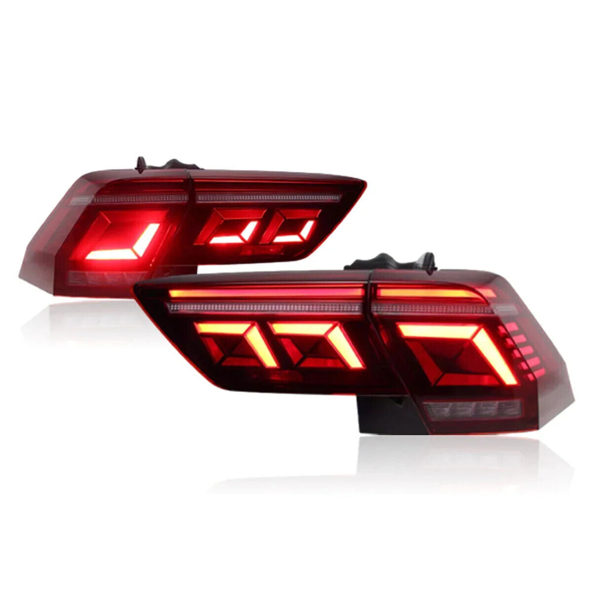 One set of LED taillight components suitable for Volkswagen for Tiguan 2017 - 2022 models.