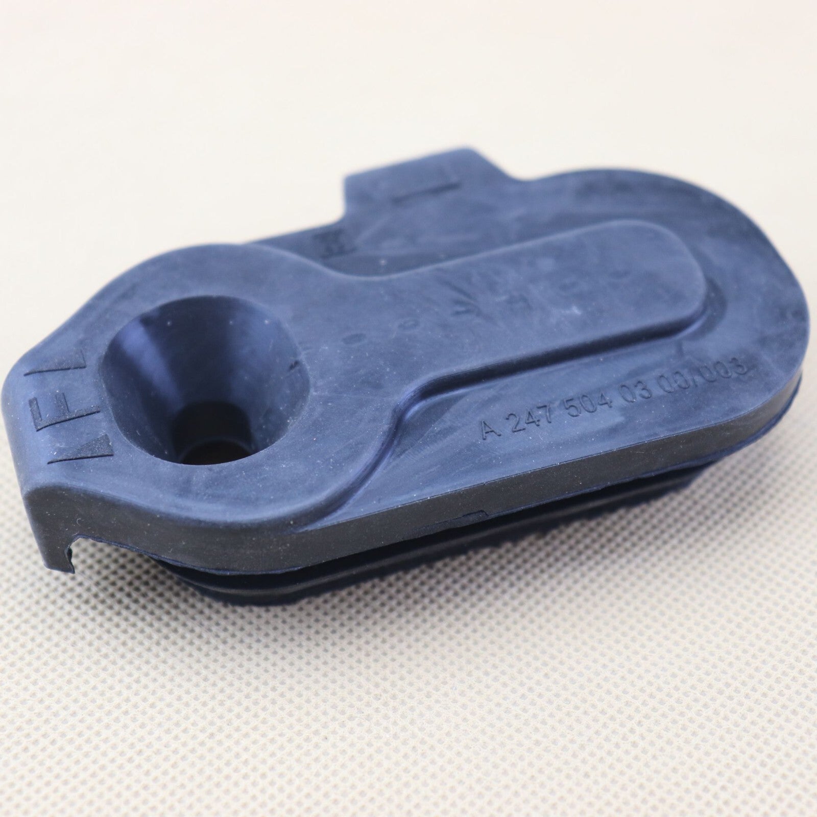 New for MERCEDES-BENZ A W177 Radiator Left Elastomer Bearing A2475040300