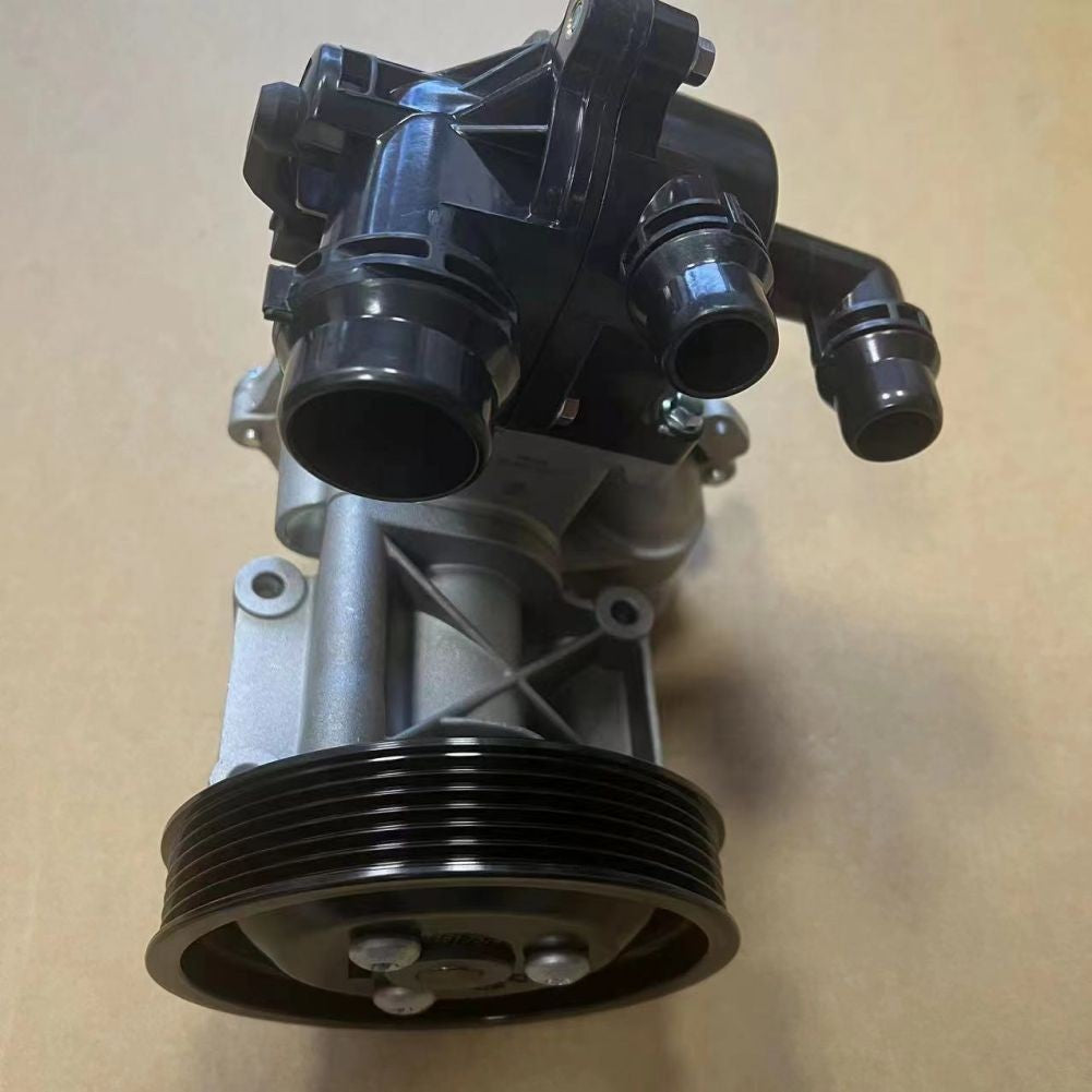 Engine Water Pump for BMW E81 120i 2005-2010