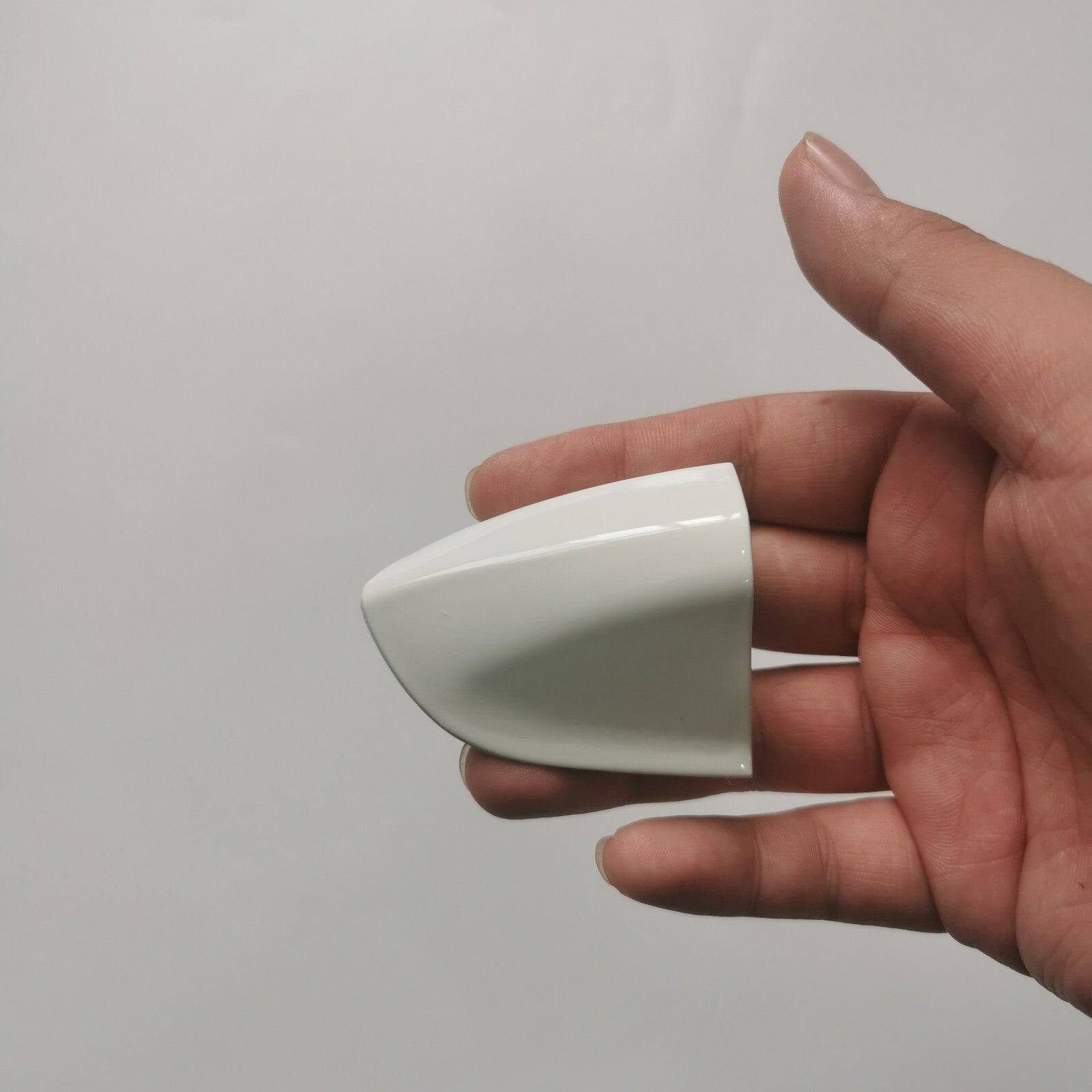 For 2015-2021, for Mustang Oxford White Driver Door Handle Key Cover Cap Bezel