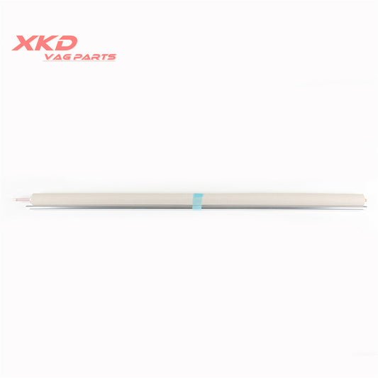The rear of the cream-colored sunroof cover assembly is suitable for Mercedes-Benz B180, C200, W246, W204, and X204.