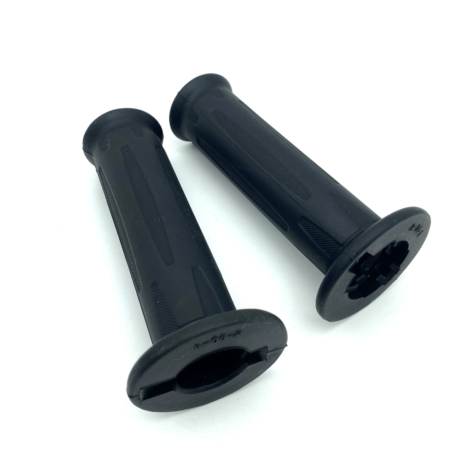 Handlebar Grip Handle Bar Grips for BMW S1000RR S1000XR S1000R R9T Scrambler HP2
