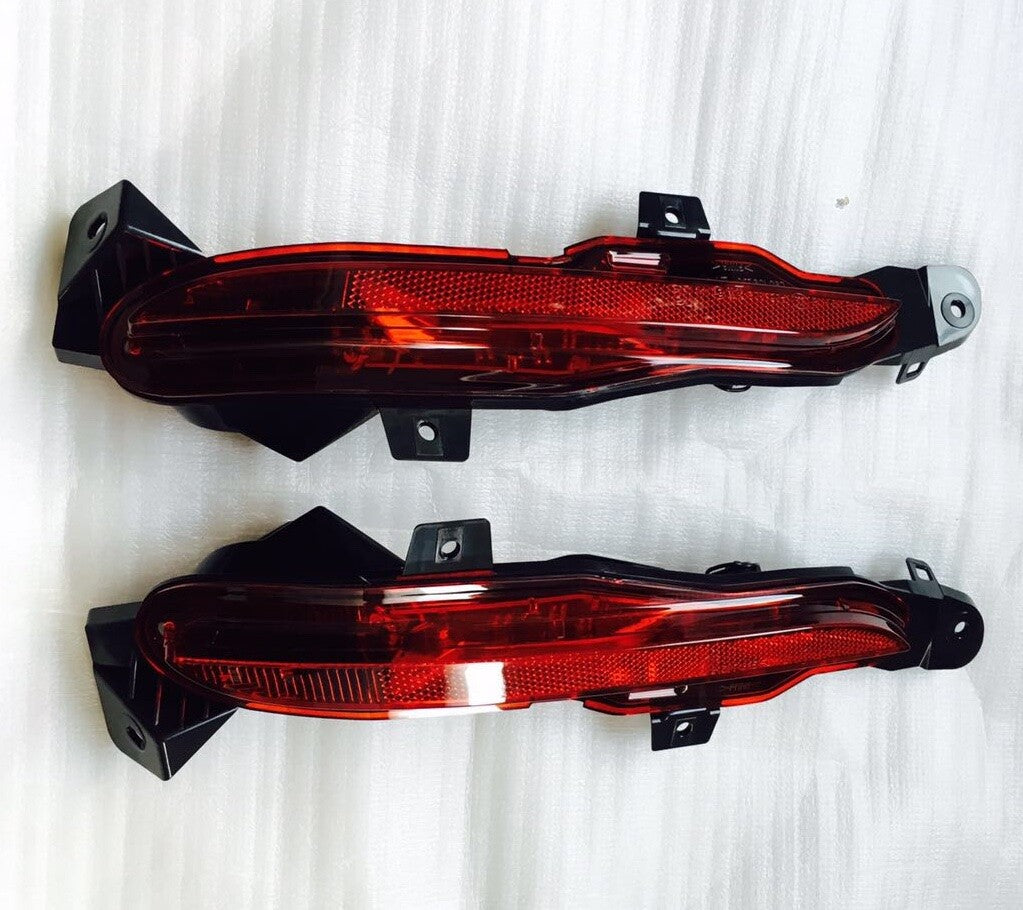 Pair REAR BUMPER Fog Reflector Tail lights For Land for Range Rover Velar 2017-2023