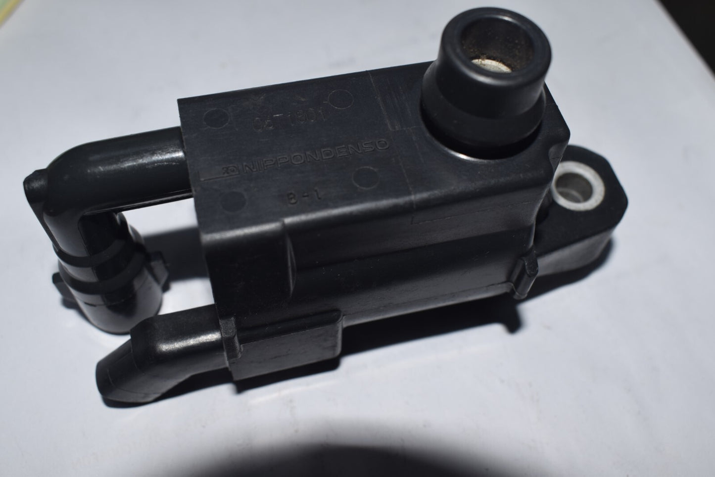 Ignition Coil for Lexus GS300 IS300 SC300 L6 3.0L 98-2005 UF228 90919-02216 OEM
