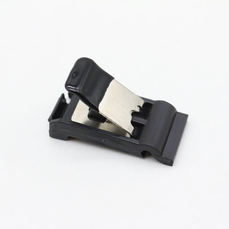 Fuel hood spring clip 7360-30080 is suitable for Lexus LX570, GX470, ES350, ES300H, LC500