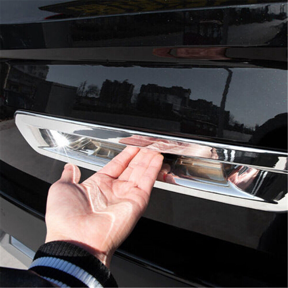 Chrome tailgate handle cup-shaped decorative cover for Kia Fiesta 2022-2023