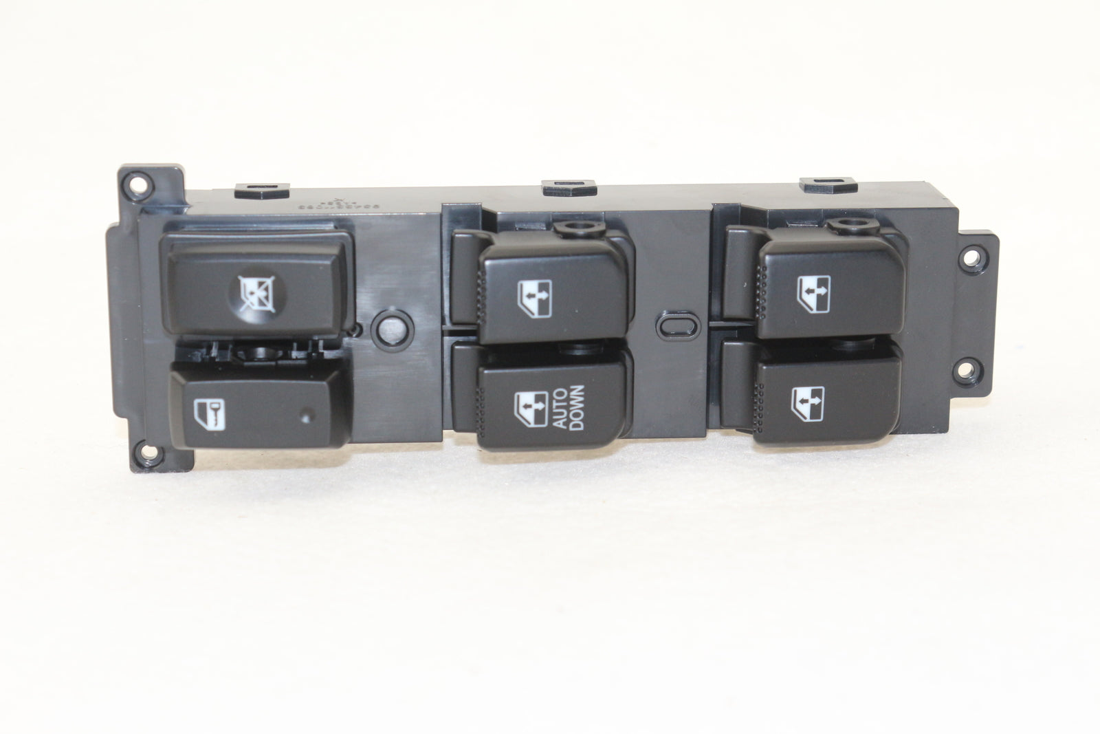 Front Left Master Power Window Switch 93570-2B730 for Hyundai Santa Fe CM