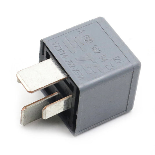 1X Multi-Function Relay 4-PIN for DODGE SPRINTER 3500 for MERCEDES-BENZ A0009826423