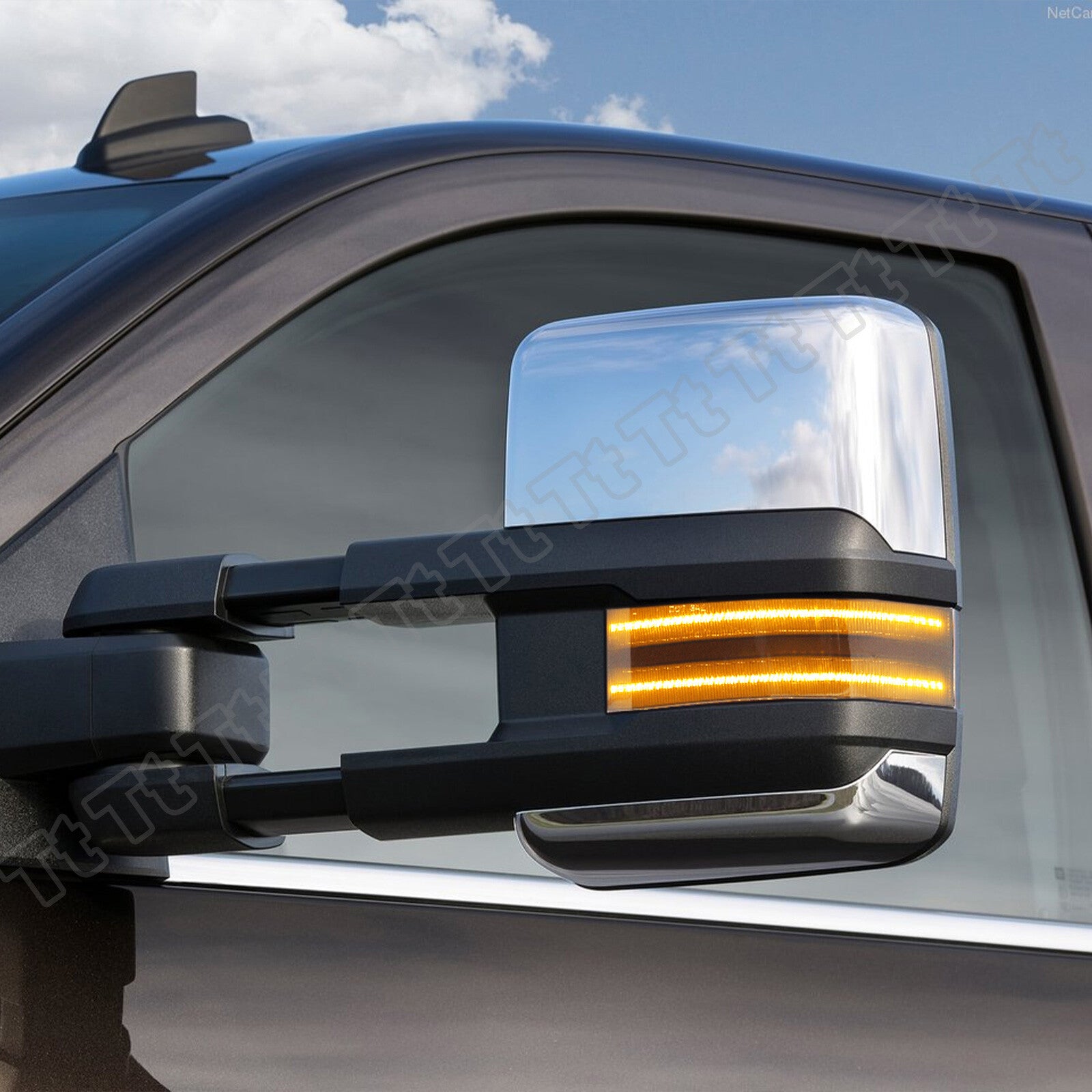 Suitable for 14-18 year old for Chevrolet Silverado for GMC for Sierra 2500HD dynamic side mirror turn signals.