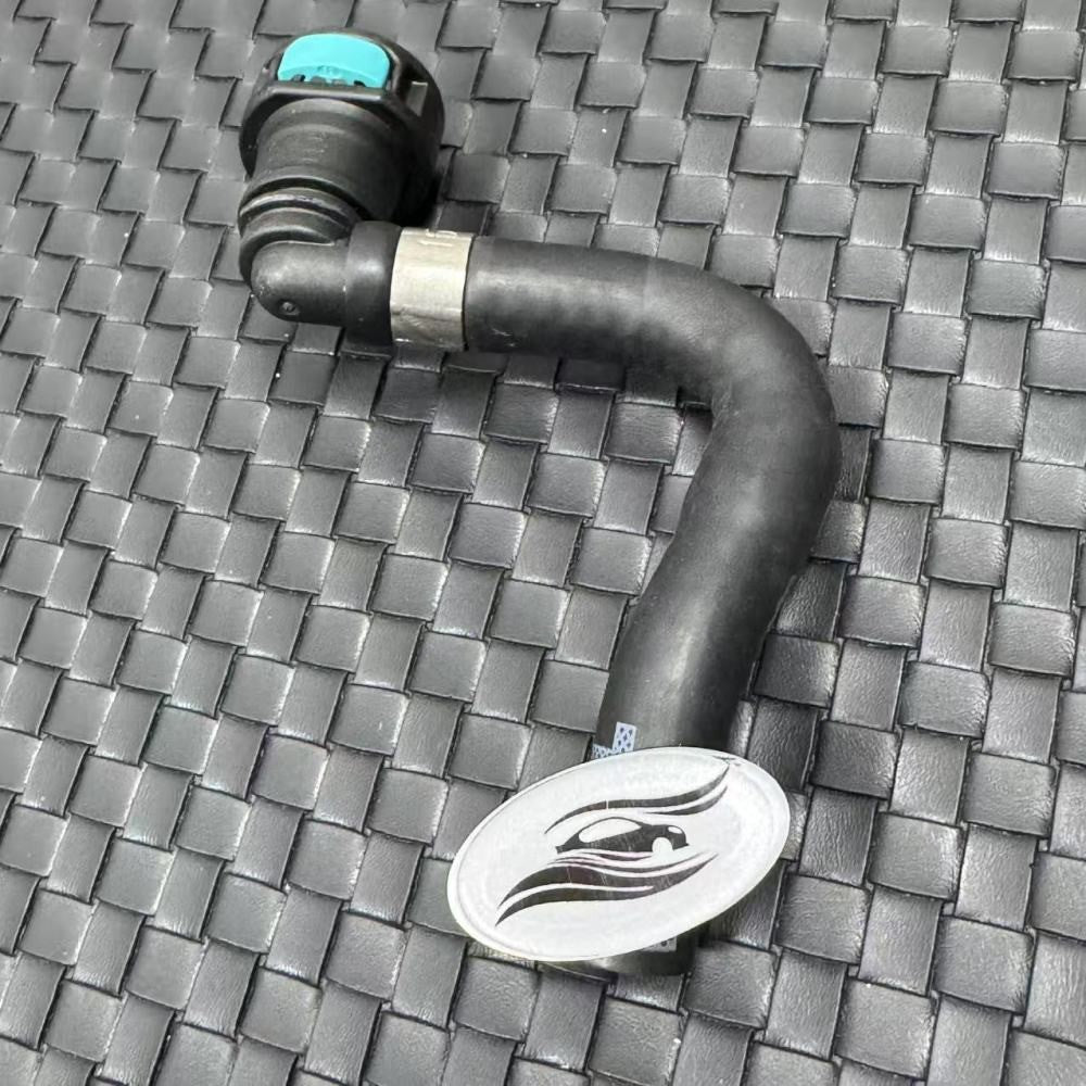 Coolant Breather Line for Porsche Macan 2015-2018 new