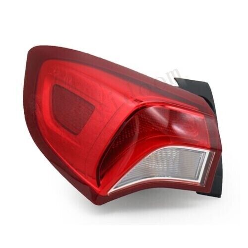 The left rear bumper exterior taillight turn signal light is applicable to the for Buick Envision 2018 and 2019 models.
