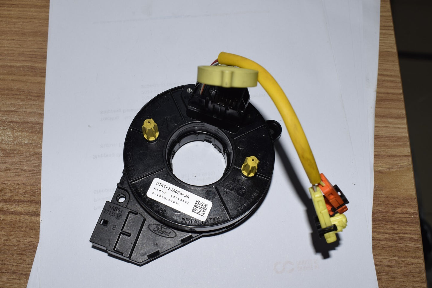 OEM Steering Clock Spring AT4T-14A664-AA AT4T 14A664 AA AT4T14A664AA for Ford