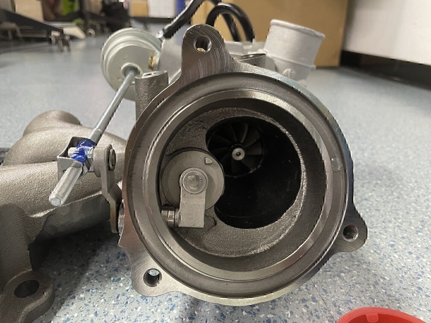 LR066515 Turbo charger K03 for Land Rover for Range Rover Evoque Discovery 2.0 14-16 17!